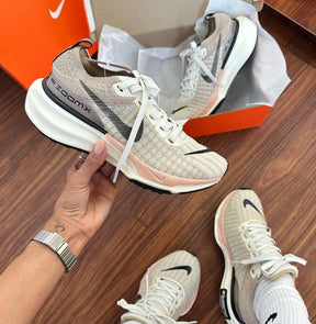 Tênis Nike Zoomx Premium